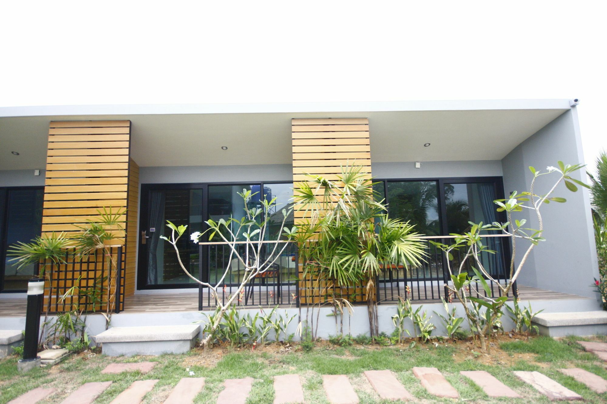 Phumi Resort Thalang Buitenkant foto